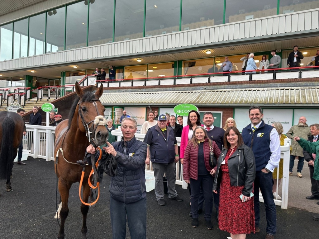 Dunstan with connections after finishing runner-up at Wolverhampton on Monday 8th April.